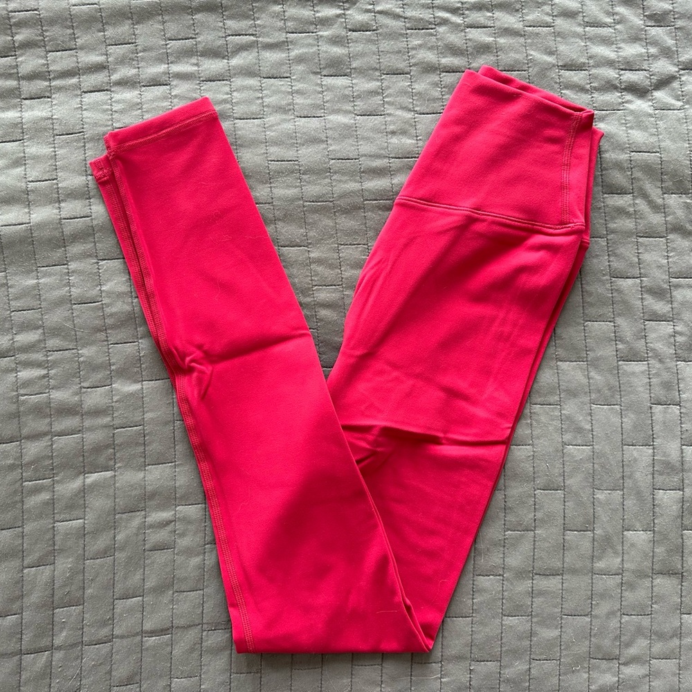 BuffBunny Rosa Leggings - Picture 2 of 5